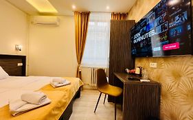 Side One Design Hotel Garni